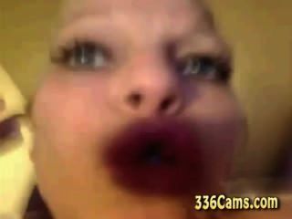 Kinky Slut Woman Show On Webcam