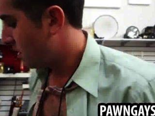 Amateur Stud Getting Fucked Anally At The Pawn Shop