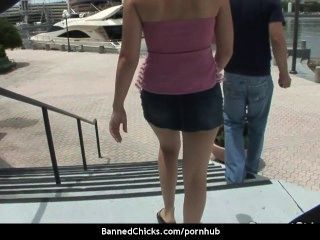 Chick With No Limits In This Amateur Flick